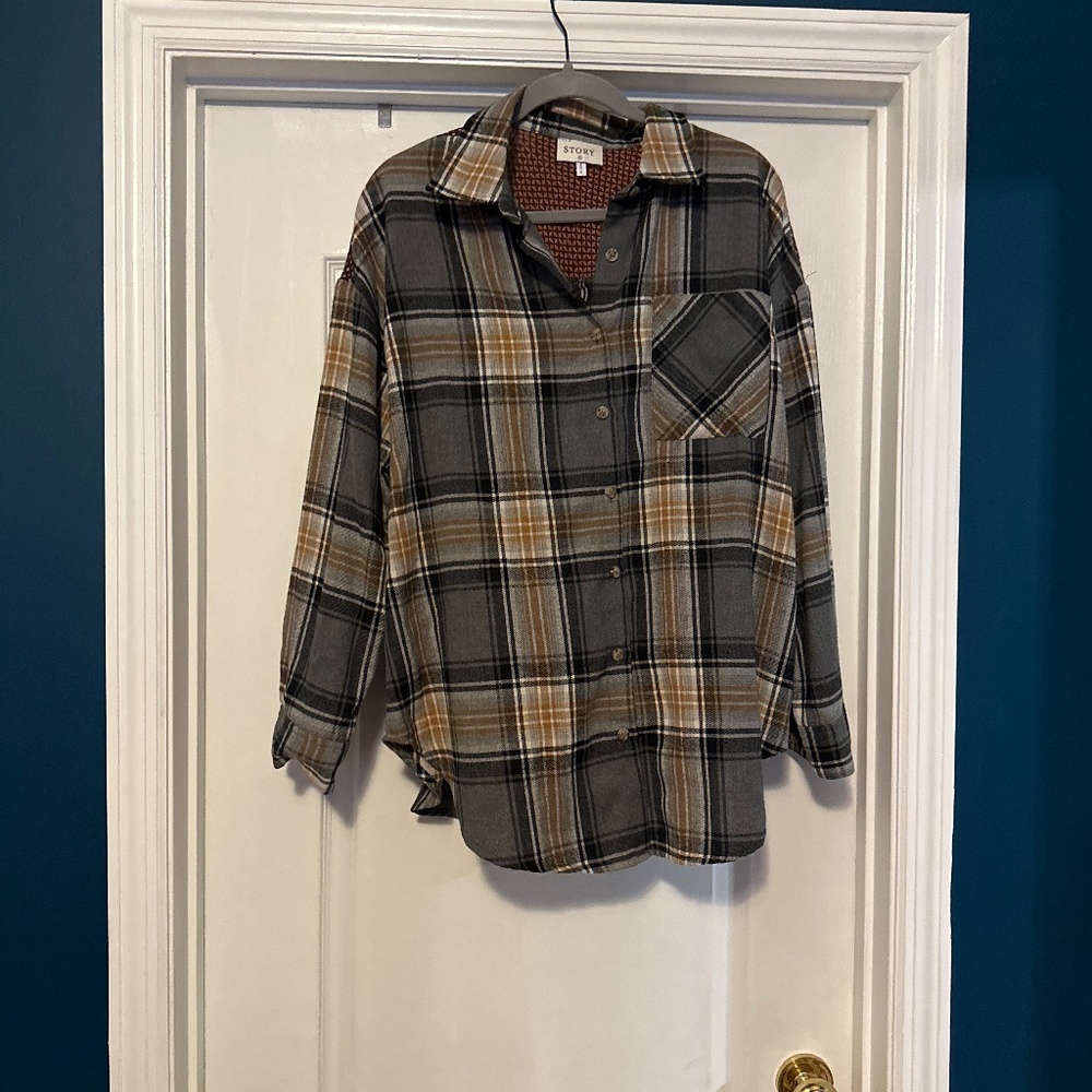 Gray plaid shirt